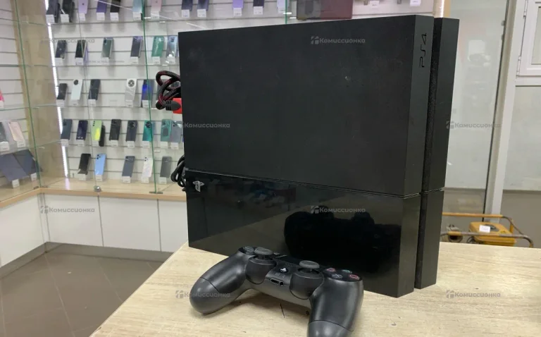 Приставка Sony PS4 Fat 500gb