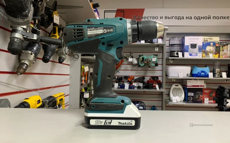 Дрель-шуруповерт makita DF457DWE