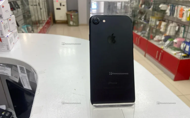 Apple iPhone 7 32Gb АКБ 80%