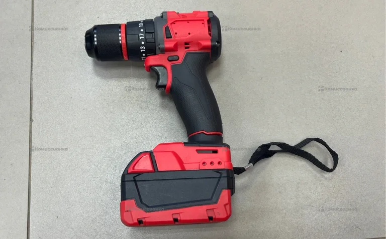 Шуруповерт бесщеточный Milwaukee реп. M18