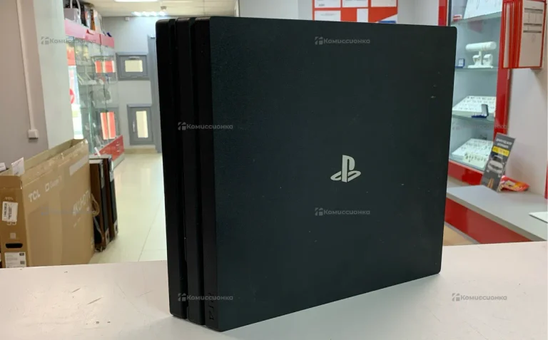 Приставка PS4. Приставка PS4 Pro 1Tb