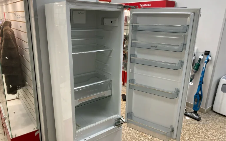 Встраиваемый холодильник Gorenje RKI5181KW