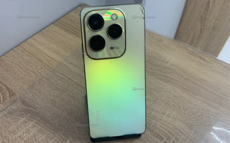 Infinix HOT 40 8/256 ГБ