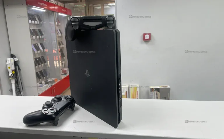 Приставка PS4 slim 1tb