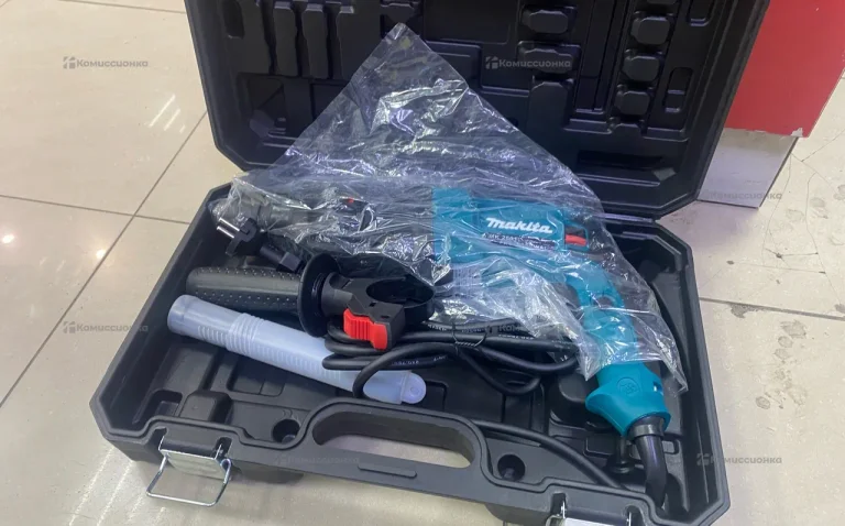 Перфоратор Makita 2601