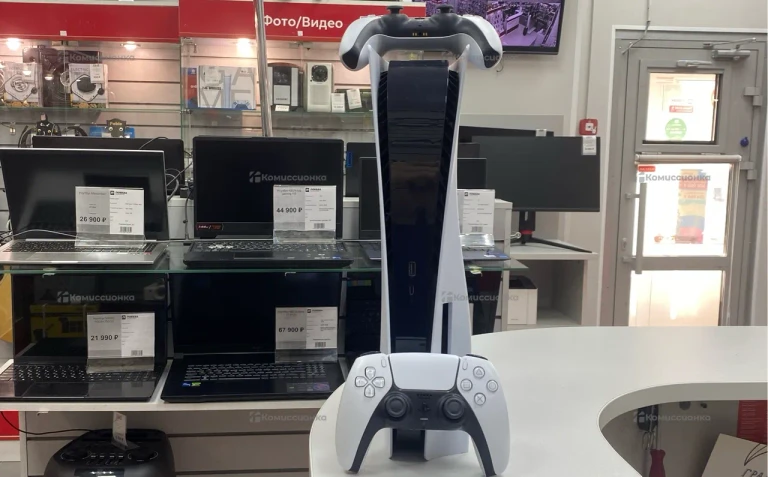 Приставка PS5 с дисководом