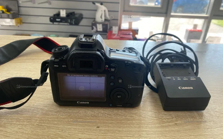 Фотоаппарат  canon eds 6d