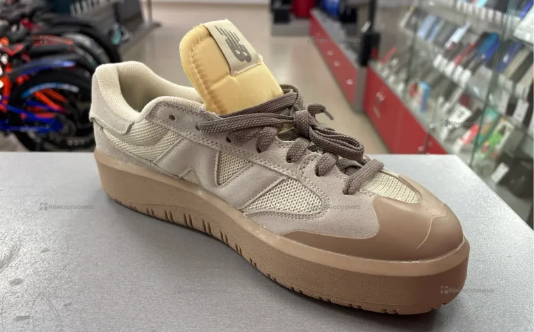 New balance ct302wb