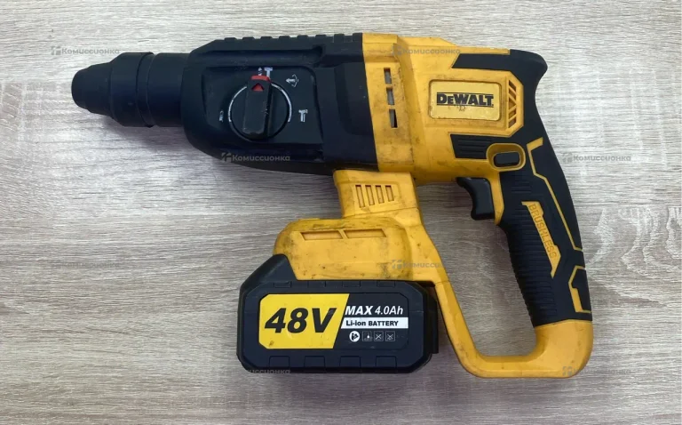 Перфоратор аккумуляторный Dewalt reply