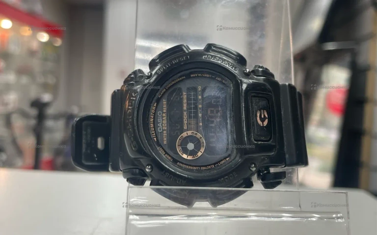 Часы Casio DW-9052GBX