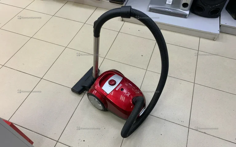 Пылесос  Daevoo 2000w