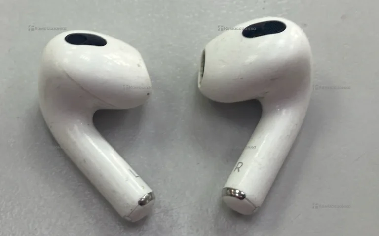 Apple AirPods 3