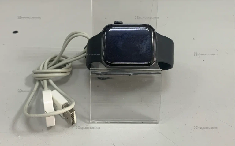 Часы  Apple Watch se 44mm