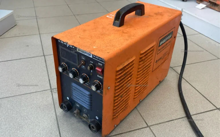 Сварочный аппарат Сварог TIG 250 (R111)