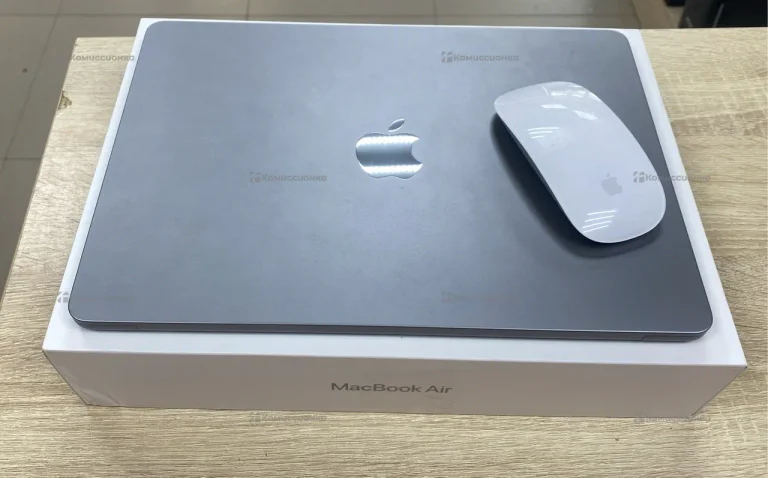 Ноутбук  Makbook air 256 m2