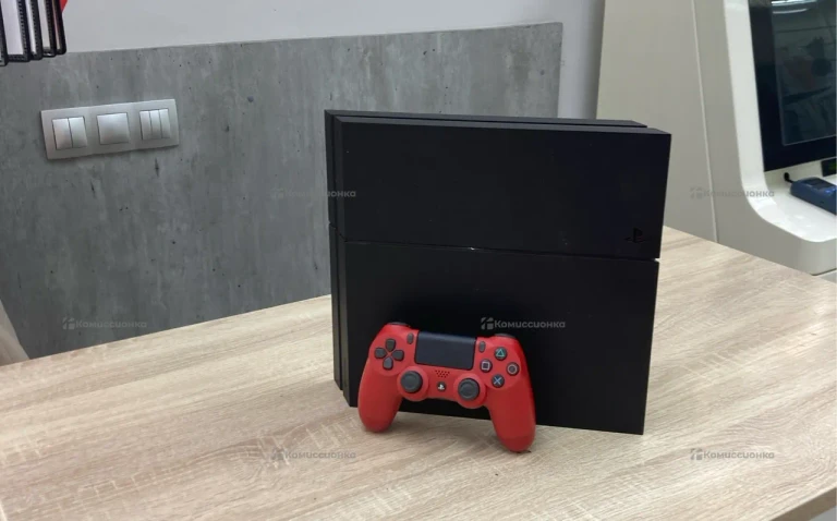 Приставка Sony PS4 Fat 500gb