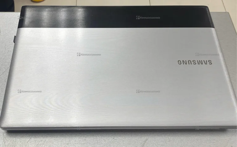 Ноутбук  Samsung RV511