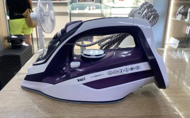 Утюг Kari E136