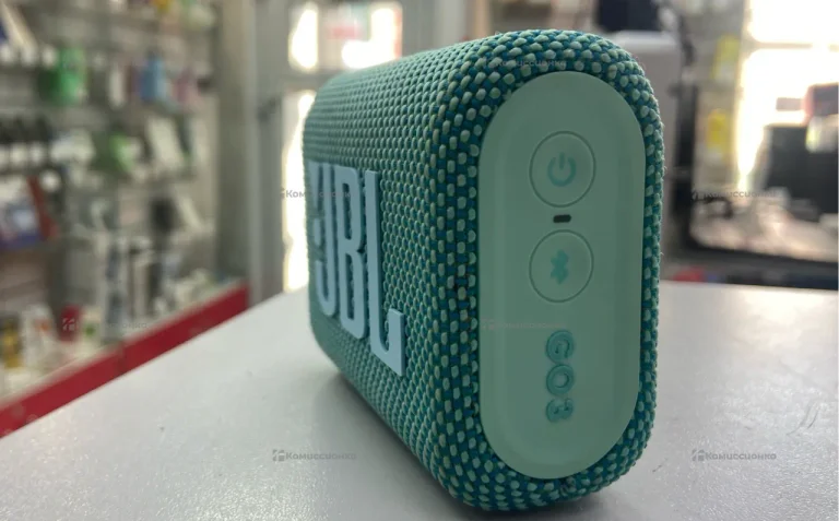 Колонка  JBL GO3