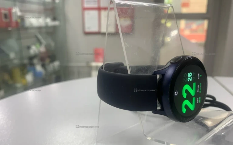 Часы  Samsung Galaxy Watch Active2 SM-R830