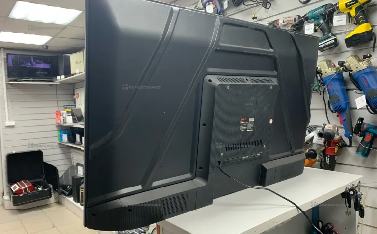 Телевизор Smart TV 43