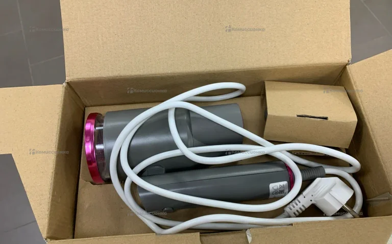 Отпариватель Dexp Cs573