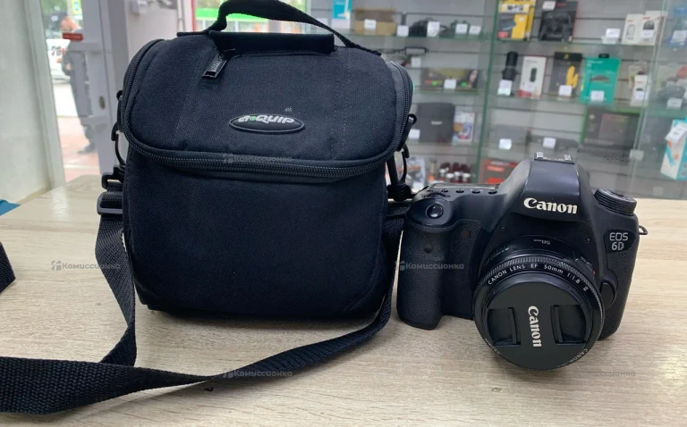 Фотоаппарат  Camon EOS 6D