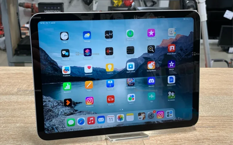 Планшет Apple iPad 10 поколения 64GB MPQ03ZA/A
