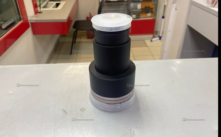Объектив на проектор schnider cinelux ultra 2/47,