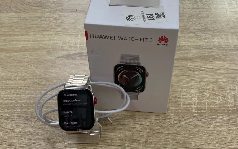 Часы  HUAWEI WATCH FIT 3