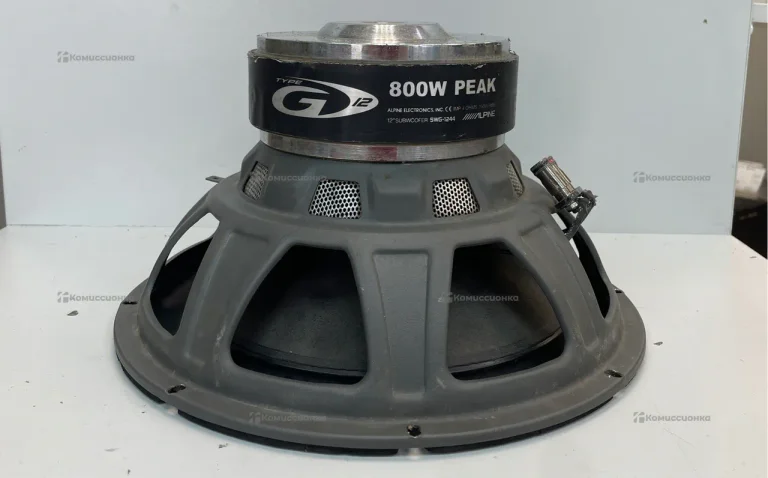 Сабвуфер Alpine 800W Peak