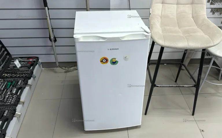Холодильник Leran 120см