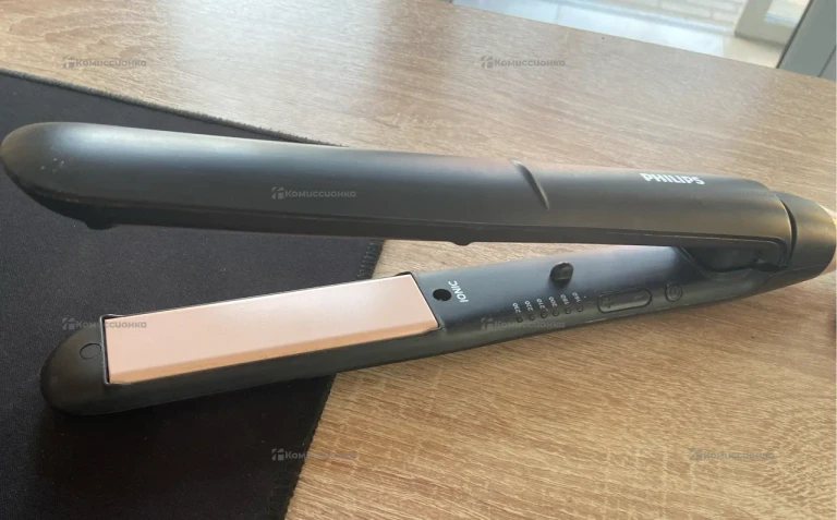 Выпрямитель для волос Philips BHS378