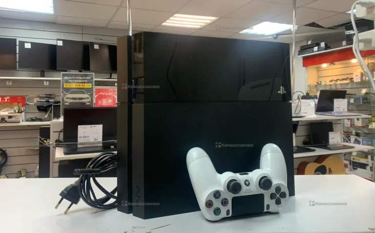PlayStation 4 FAT