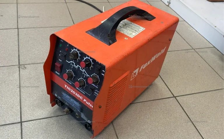 Сварочный аппарат FoxWeld TIG 203 DC Pulse