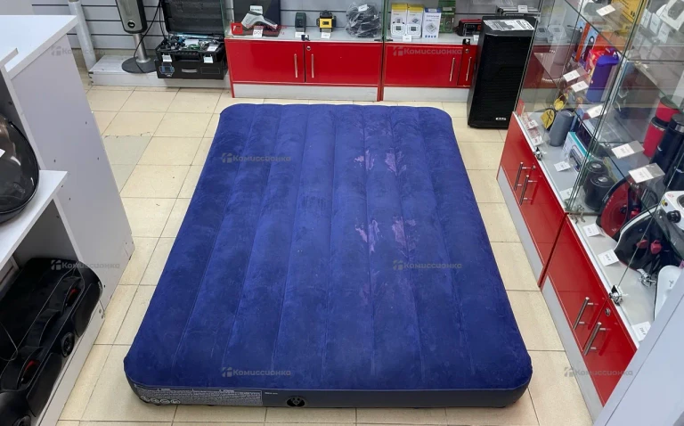 Двухспальный надувной матрас INTEX