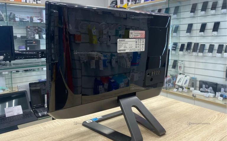 Моноблок  Lenovo