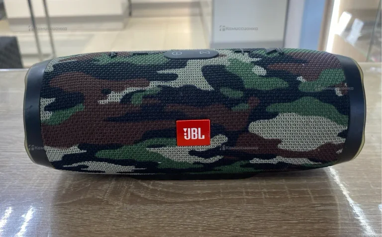 Колонка  jbl charge 3