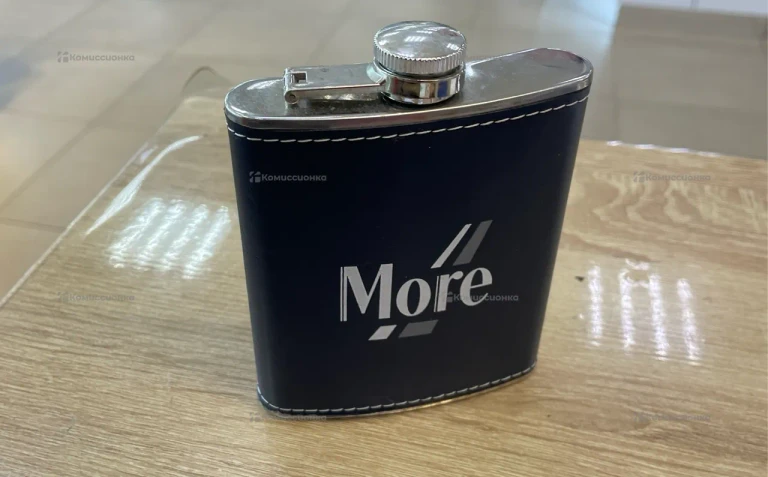 Фляжка More