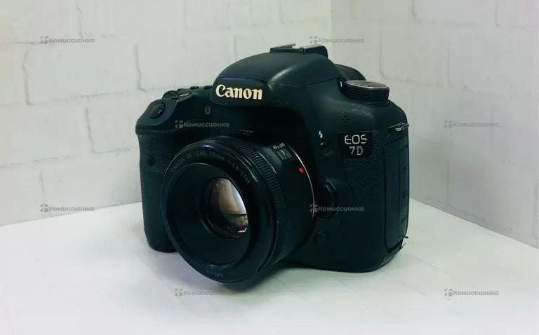 Фотоаппарат Canon DS126251