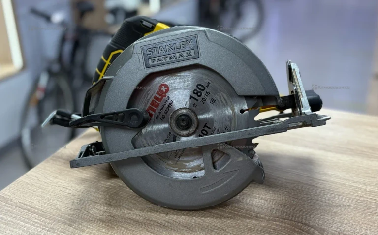 Fatmax FME 301
