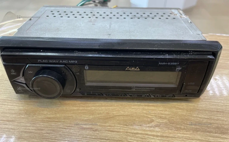 Автомагнитола aura amh-5358t