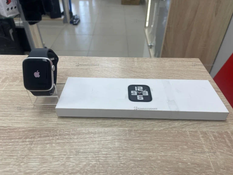 Часы  Apple Watch SE 2 Gen 44 mm