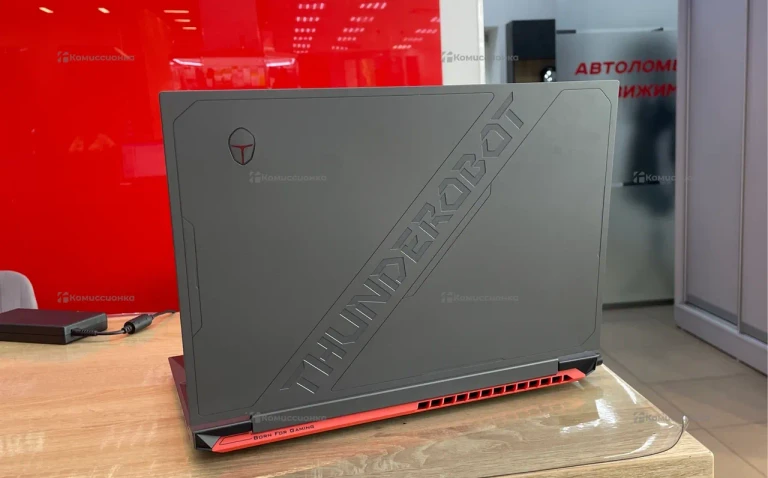 Ноутбук  THUNDEROBOT 911