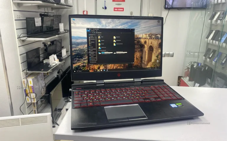 Ноутбук  HP 15-dc000stx