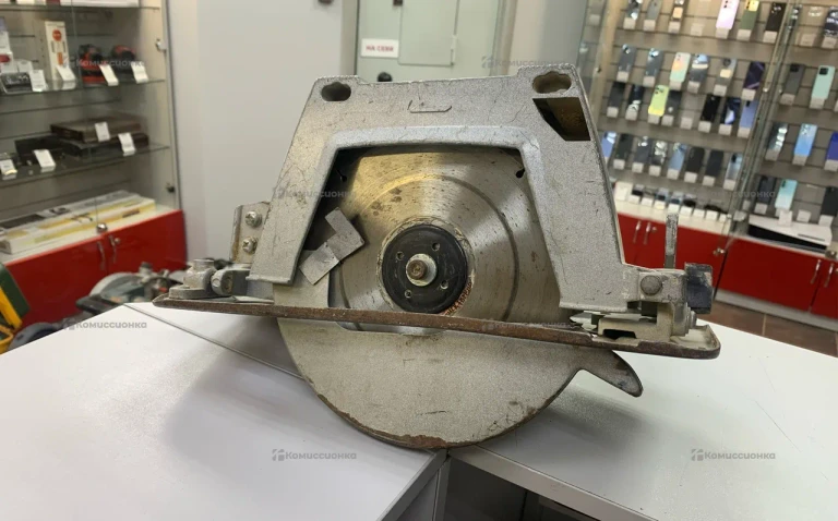 Дисковая пила StavTool ДП-200/2000