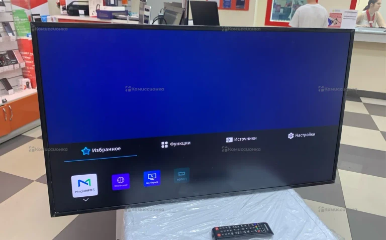 Монитор Samsung QM43C