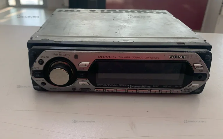 Автомагнитола  Sony