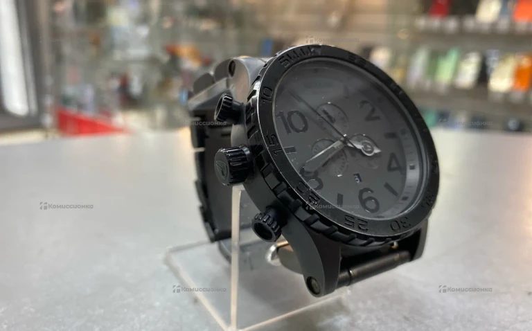 Часы  Nixon The 51-30 Chrono