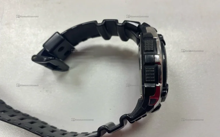 Часы  Casio